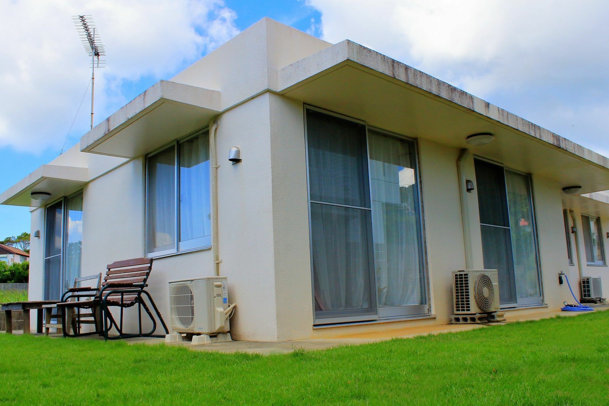 Motobu Cottage Nobaru Eksteriør bilde